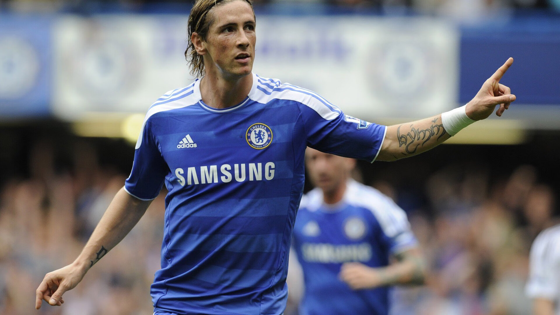 世界排名争夺战之夜，伦纳德全程高能输出，沉默的刀锋如何切开喧嚣